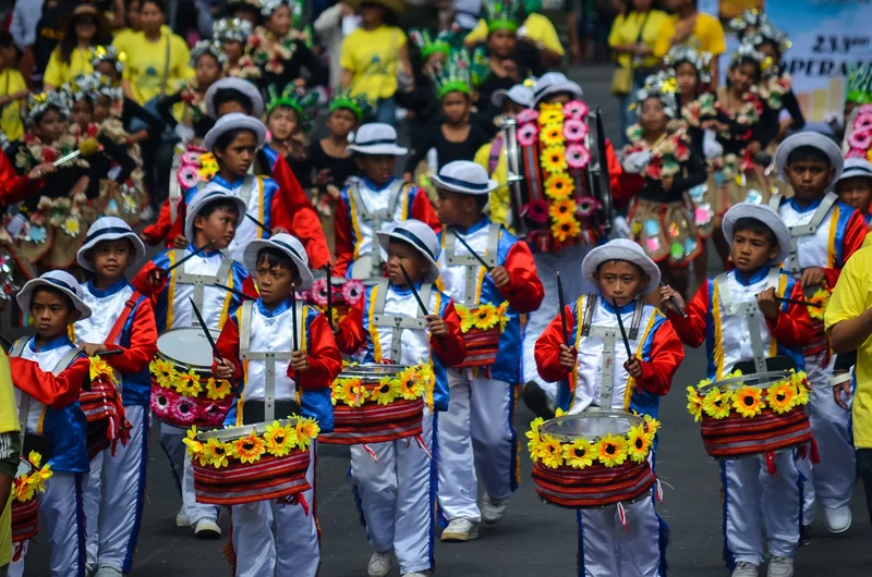 les enfants déguisés (Philippines)