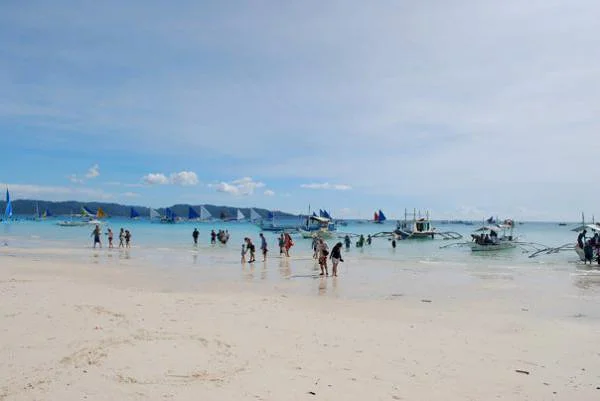White beach  — Boracay (Philippines)