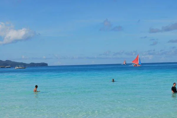 White beach  — Boracay (Philippines)
