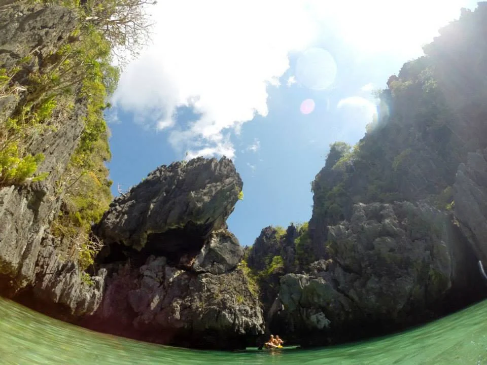 roches de pierre (Philippines)
