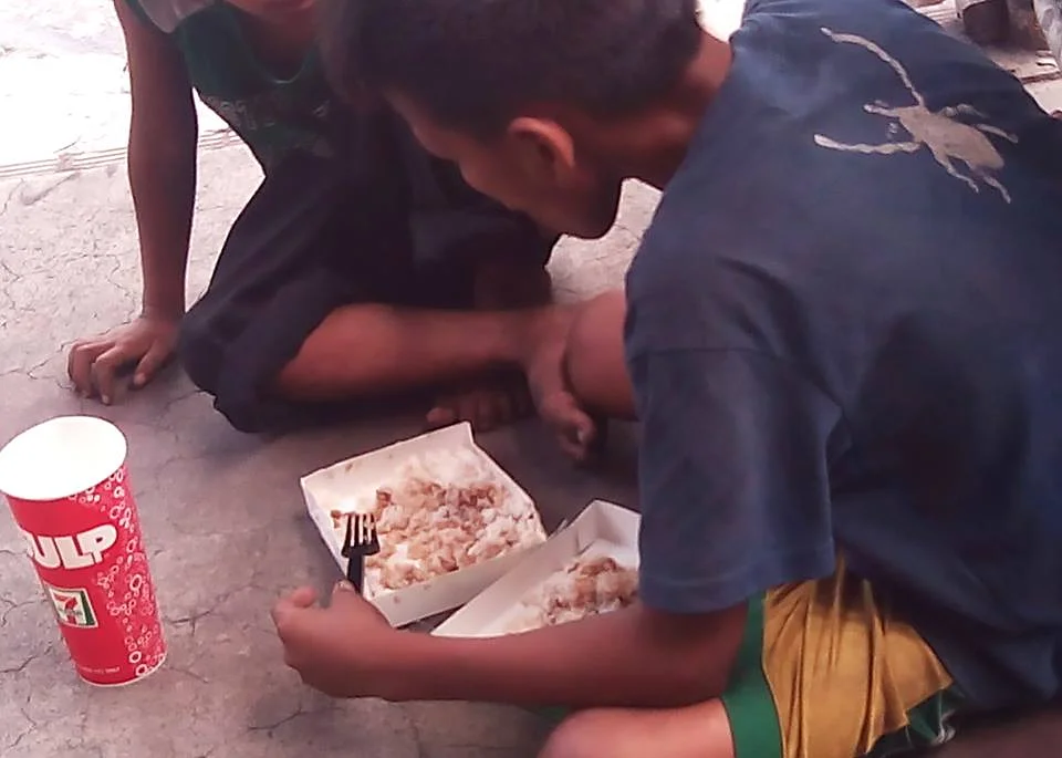 Enfant des Philippines (Philippines)