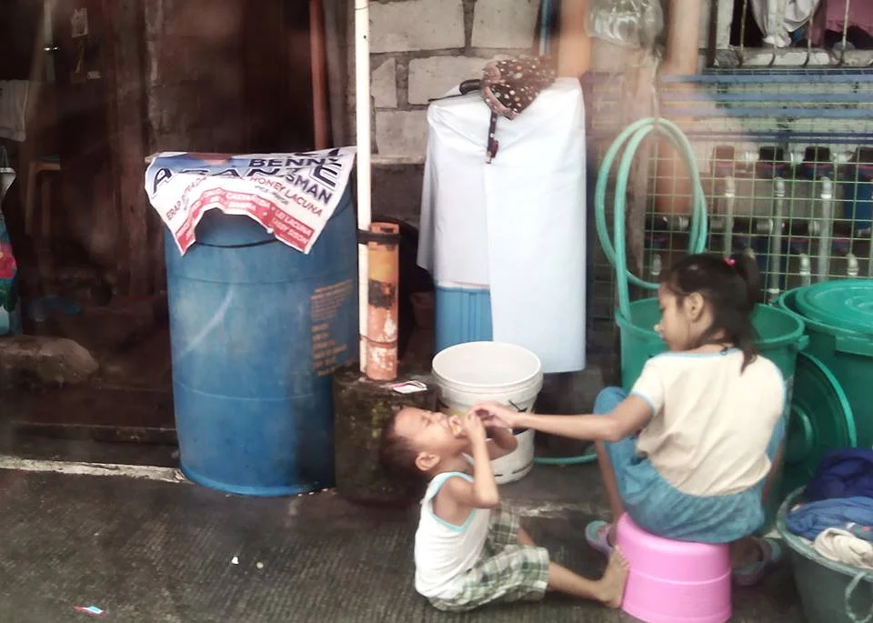 Enfant des Philippines (Philippines)