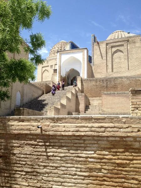 A l'intérieur de Chah e Zindeh — Shakh-i-Zinda (Ouzbékistan)