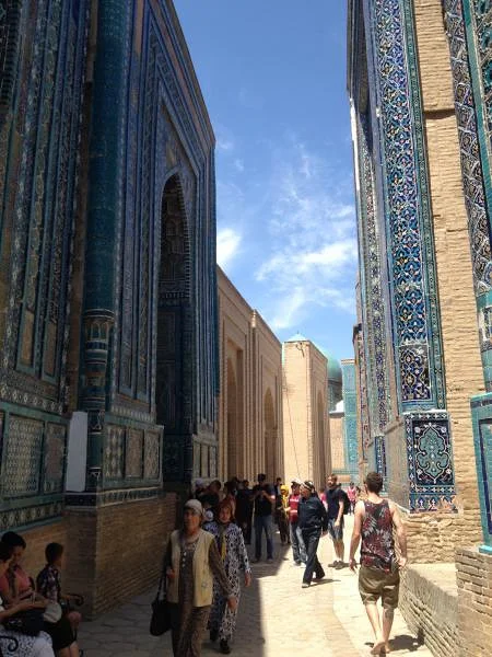 Ruelle de Chah e Zindeh — Shakh-i-Zinda (Ouzbékistan)