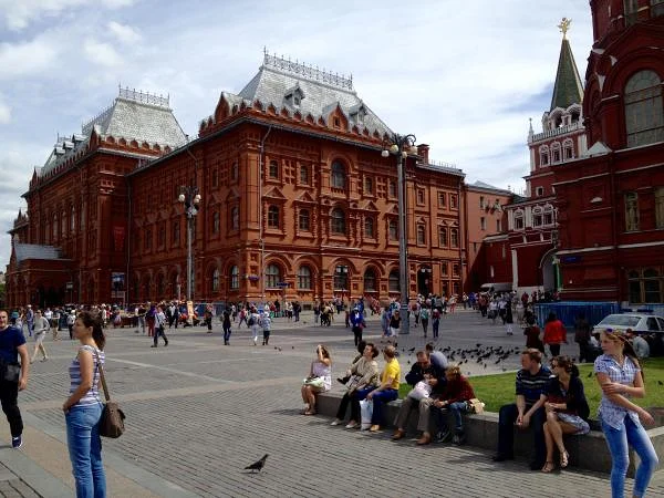 Le rouge de la Place rouge Le rouge de la Place rouge — Place Rouge (Russie)