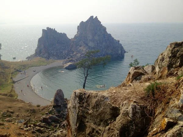 Rocher Shamanka Rocher Shamanka — Rocher Shamanka (Russie)