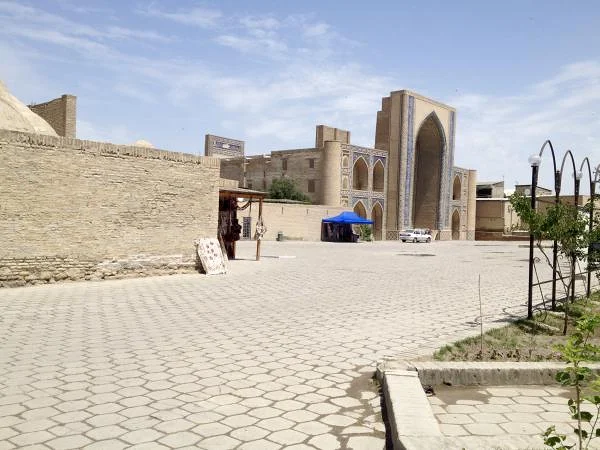 Madrasa d’Ulugh Beg — Boukhara (Ouzbékistan)
