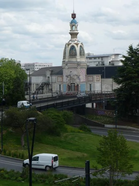 Vue sur la Tour Lu