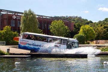 Plongée dans la Seine du Bus Amphibie de Paris
