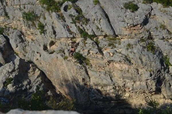 Plongeoirs naturels — Pont du Diable de Saint-Jean-de-Fos (France)