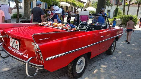 voiture amphibie — Stresa (Italie)