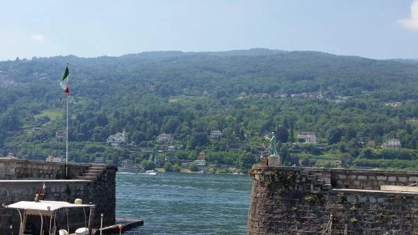 vue vers stresa — Stresa (Italie)