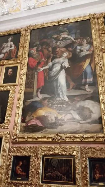 8 — Palazzo Borromeo (Italie)