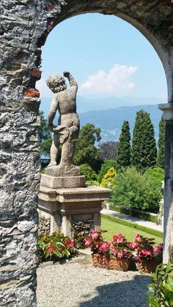 Encore des arches — Jardin botanique de l'Isola Bella (Italie)