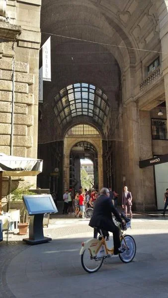 Entrée galeria Passarella — Milan (Italie)