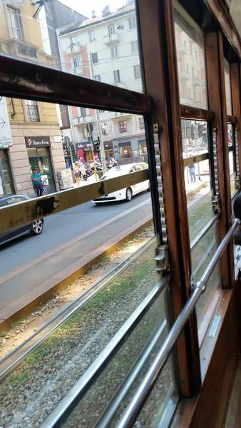 dans le tram — Milan (Italie)