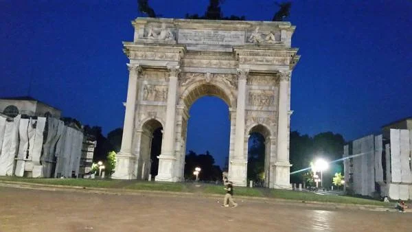 arc de triomphe — Arco della Pace (Italie)