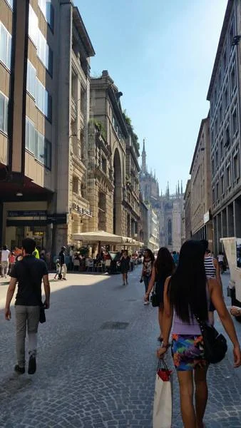 rue piétonne — Milan (Italie)