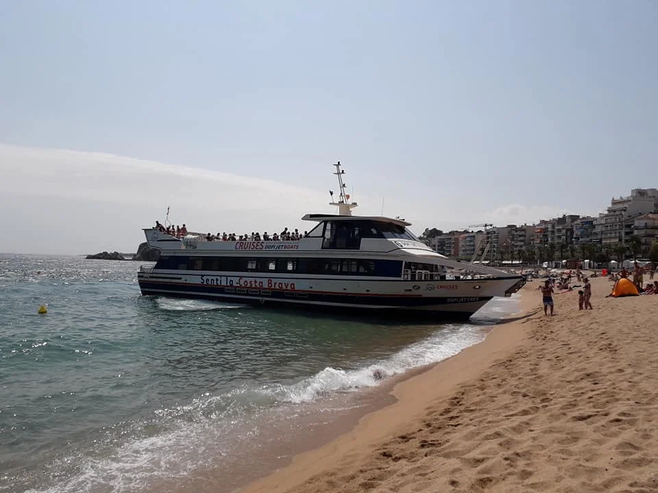 Attention au bateau!! — Blanes (Espagne)