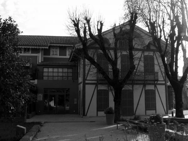 Museum N&B — Toulon (France)