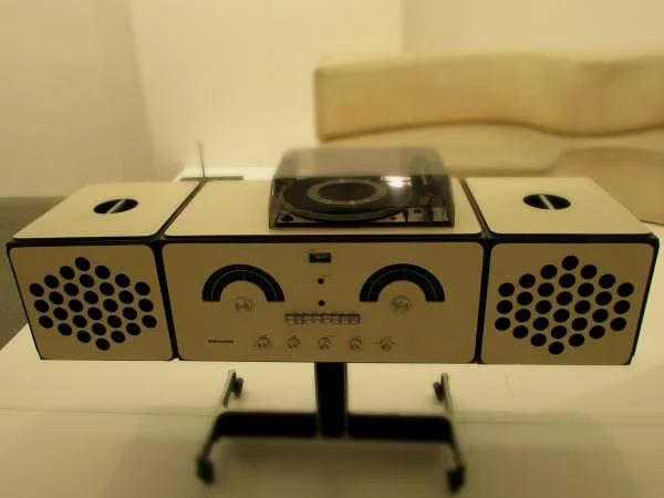 28 28 — Design Museum - Neue Sammlung (Allemagne)