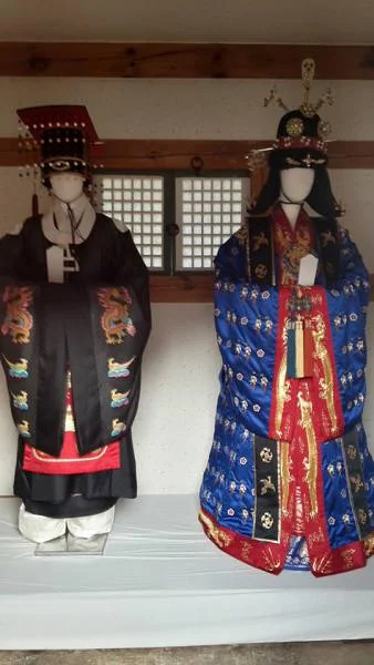 costumes traditionnels (Corée du Sud)