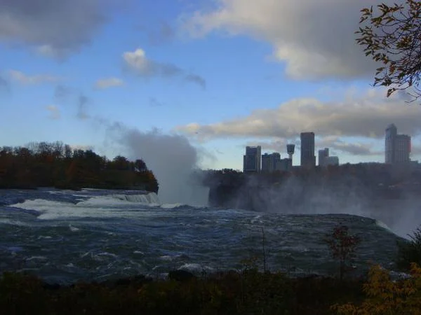 chutes du niagara de jour chutes du niagara de jour — Niagara Falls State Park (Etats-Unis)