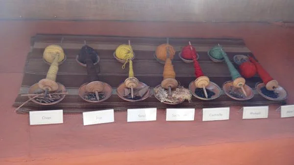 Tissage en laine de lama — Arequipa (Pérou)