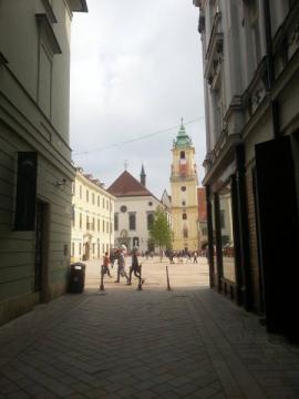 Vue depuis une ruelle