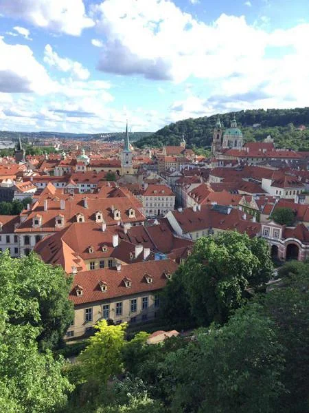 Vue de la colline Vue de la colline — Prague (République Tchèque)